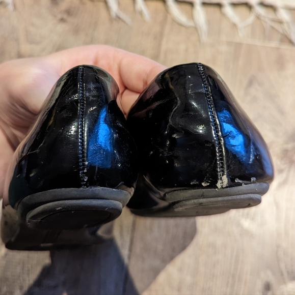 2/15 Liz Claiborne Ballet Flats - Picture 4 of 5